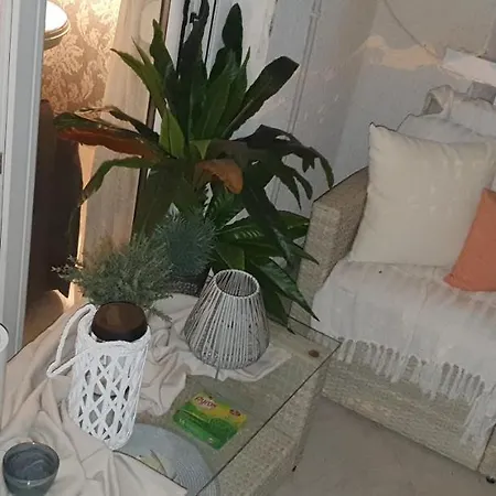 アパート Sea View Across The Golden Bay Beach, Cosy Sunny, Spacious In Aretsou Kalamaria *
