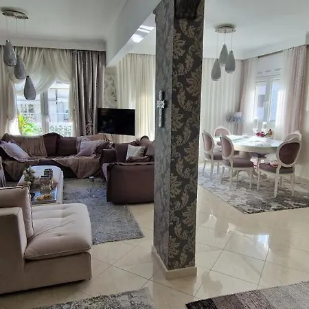 アパート Sea View Across The Golden Bay Beach, Cosy Sunny, Spacious In Aretsou Kalamaria